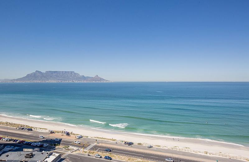 4 Bedroom Property for Sale in Bloubergstrand Western Cape